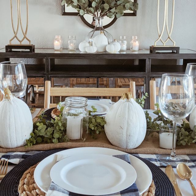 10 Stunning Thanksgiving Day Decor Ideas