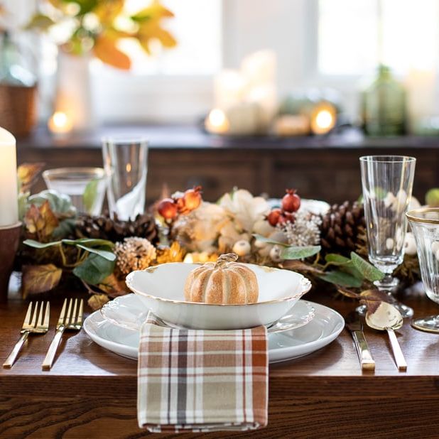 10 Stunning Thanksgiving Day Decor Ideas