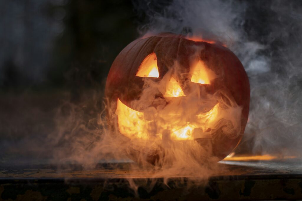 DIY Outdoor Halloween Decorations: Spooky Ideas for Your Yard