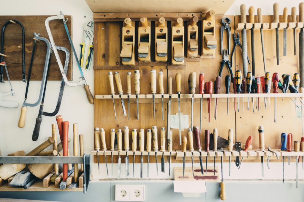 Maximizing Garage Storage Space with Ceiling Solutions